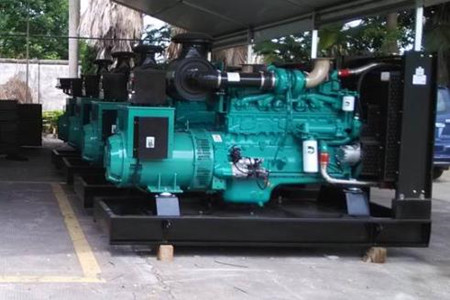選擇寧波康明斯發電機組租賃商時需要注意哪些？